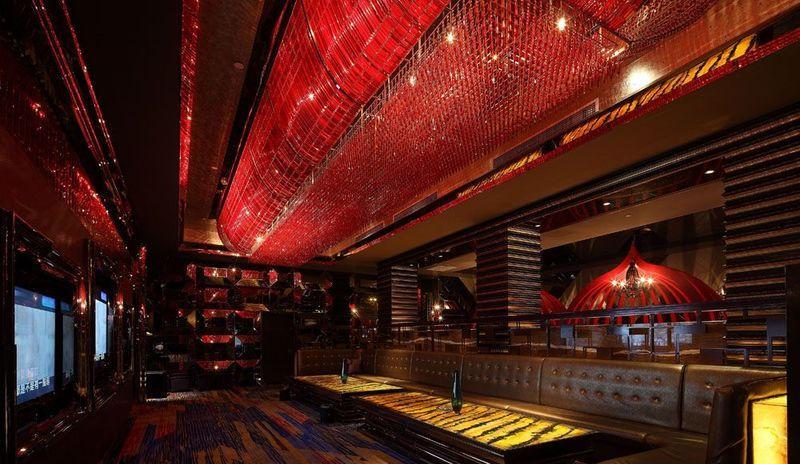 重庆两江云顶大酒店——现代科技与传统元素的完美融合