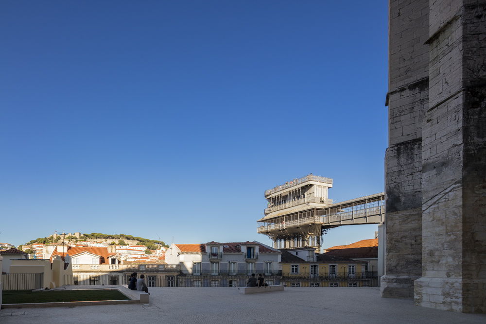 Urban Renewal of Chiado Neighborhood / Álvaro Siza + Carlos Castanheira