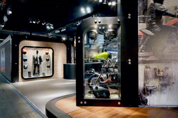 米兰 Harley-Davidson 模块化商店