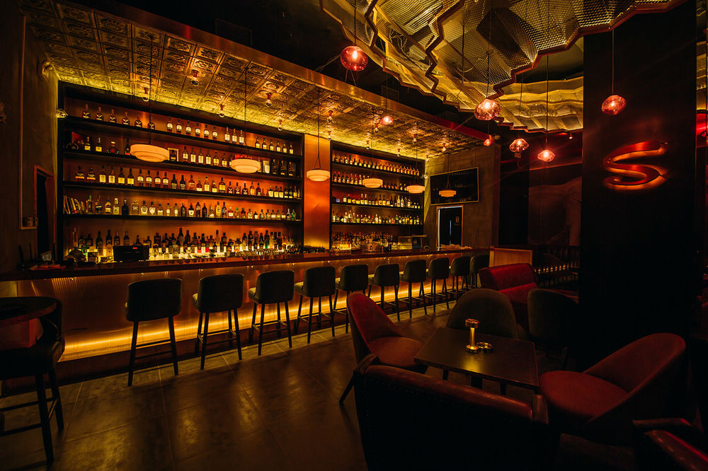 Slogan酒吧，青岛 / TAO studio