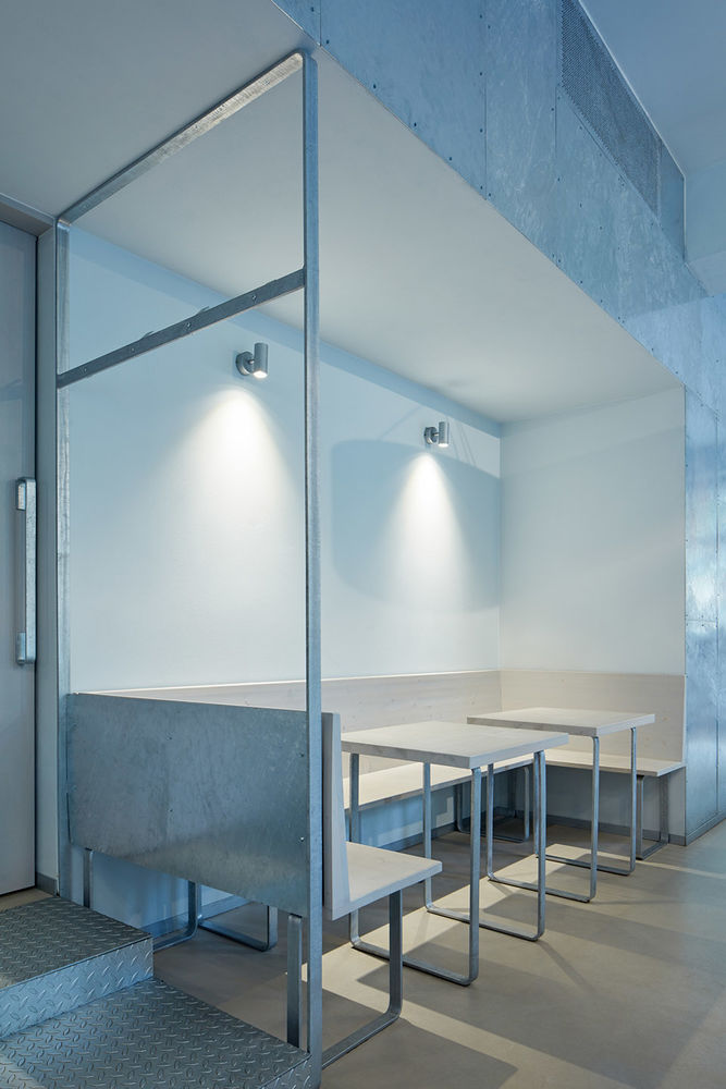 Avocado Gang餐厅，布拉格 / Mimosa architects