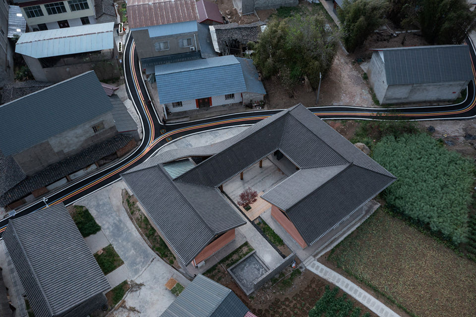圆觉寺村村民中心，成都 / 在行建筑