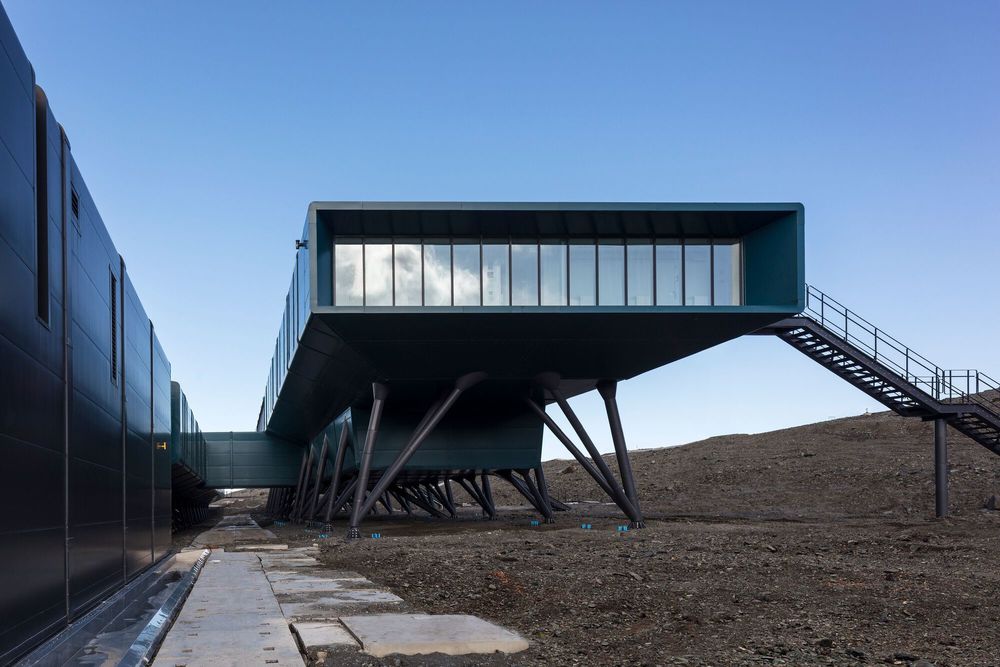 Comandante Ferraz Antarctic Station / Studio 41