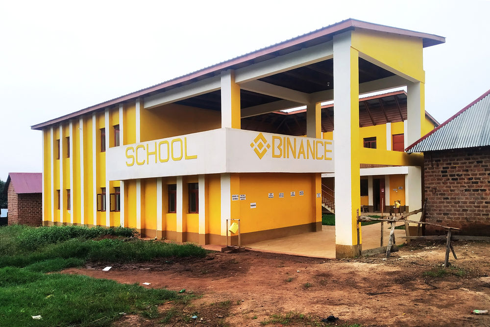 BINANCEHIS GRACE学校，乌干达 / Dream Building Service Association NGO