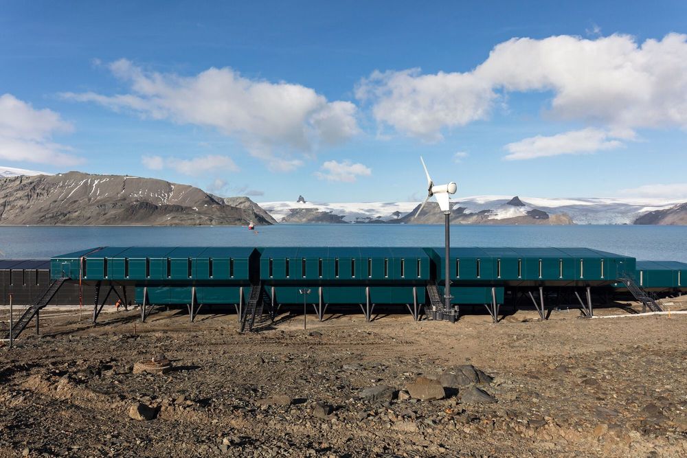 Comandante Ferraz Antarctic Station / Studio 41