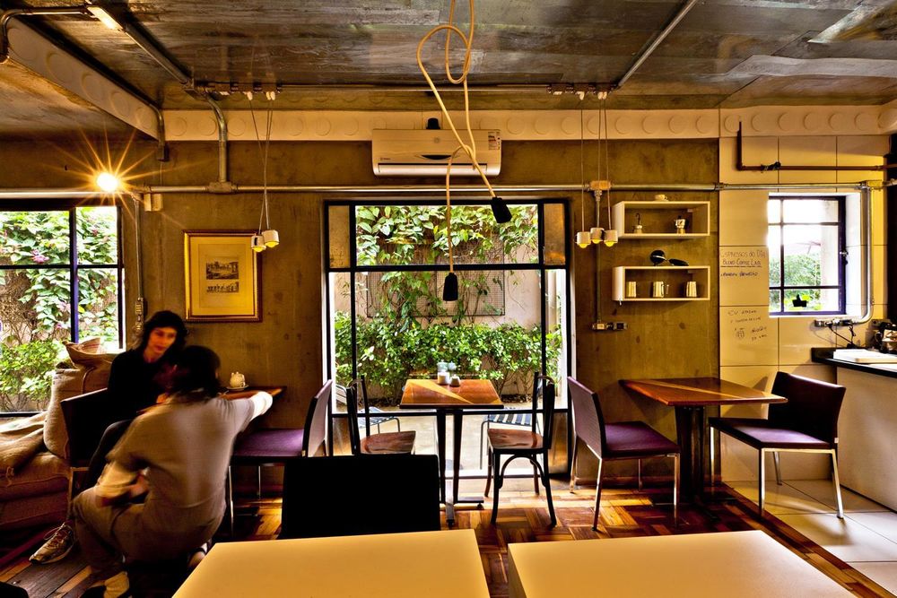 巴西 Vila Madalena 的 Coffee Lab 咖啡厅，交互式设计与可持续性的完美结合