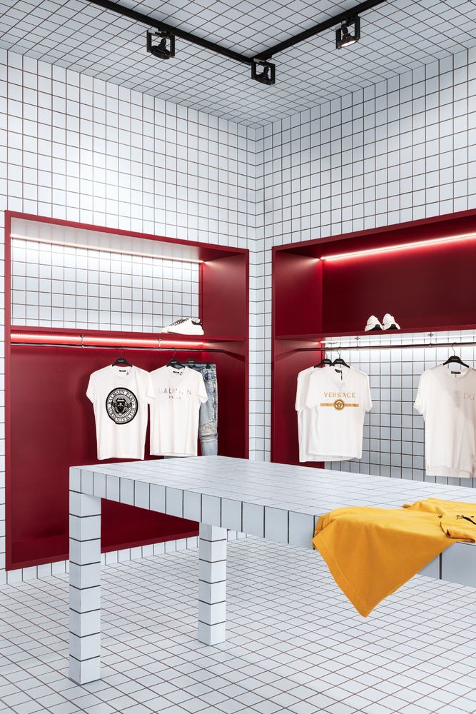 意大利 | BLESSING | CASTELLAMMARE DI STABIA | 服装店 | 2021 | CARMINE ABATE