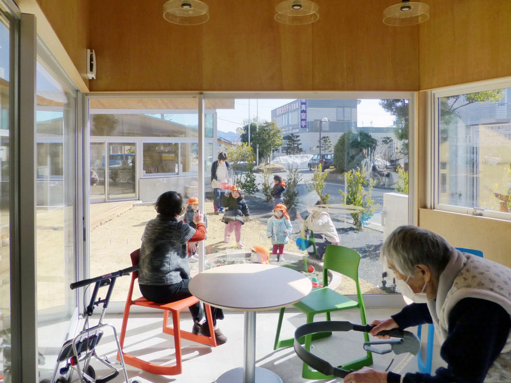 日本山梨县 Toranoko 幼儿园——社区核心空间的设计典范
