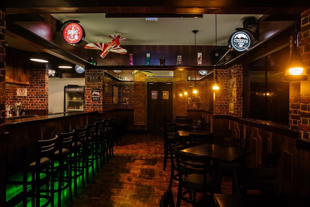 巴西 PUB Escocês | 传统苏格兰风情与航空元素的完美结合