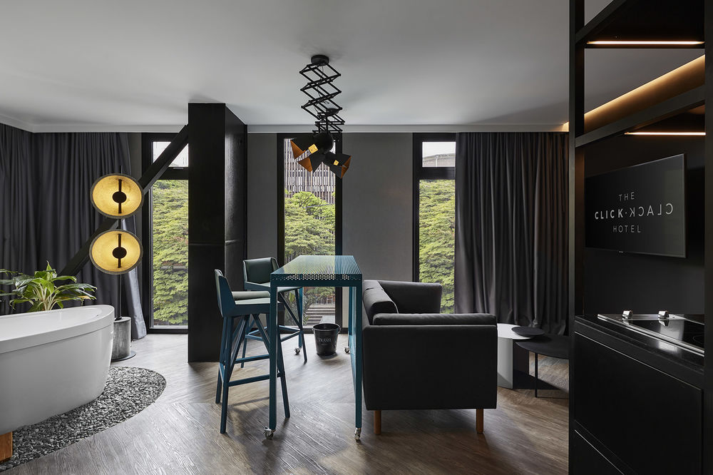 麦德林Click Clack酒店，哥伦比亚 / Plan:B Arquitectos