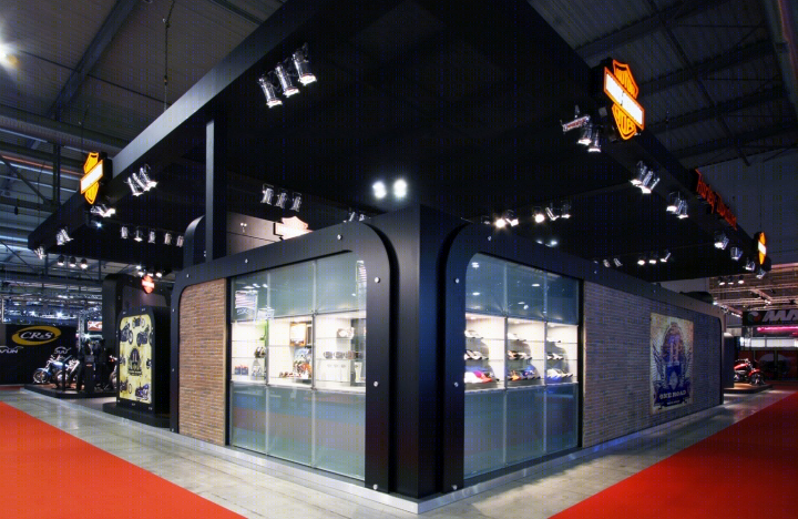 米兰 Harley-Davidson 模块化商店