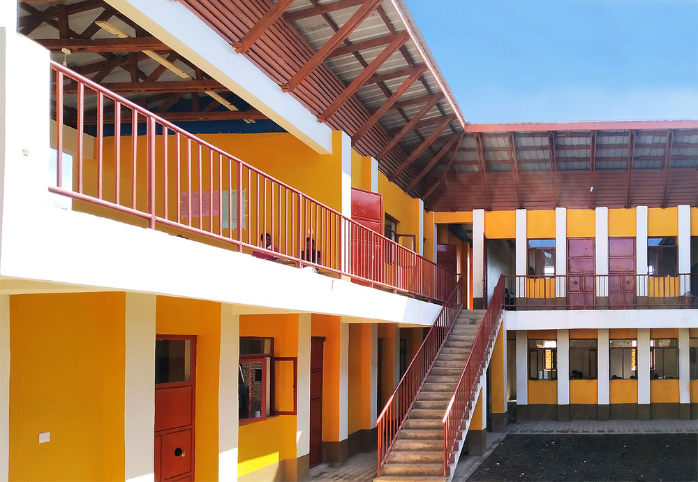 BINANCEHIS GRACE学校，乌干达 / Dream Building Service Association NGO