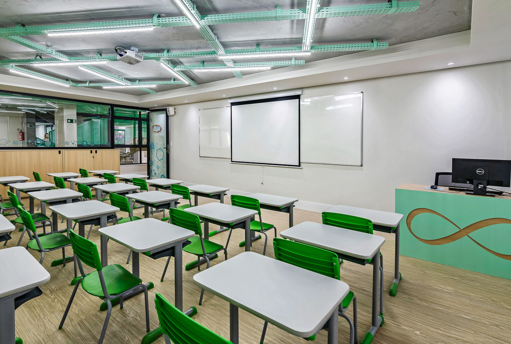 巴西幼儿园 STUDIO DLUX 设计，旧厂房变现代游乐空间