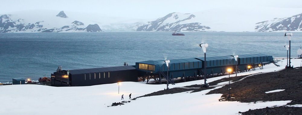Comandante Ferraz Antarctic Station / Studio 41