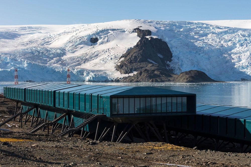Comandante Ferraz Antarctic Station / Studio 41