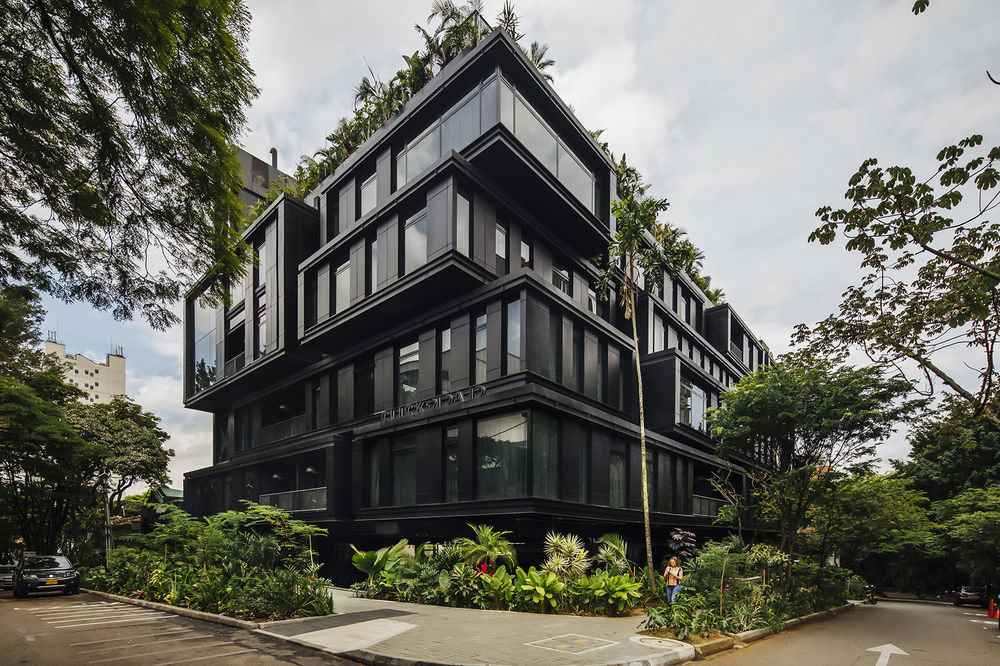 麦德林Click Clack酒店，哥伦比亚 / Plan:B Arquitectos