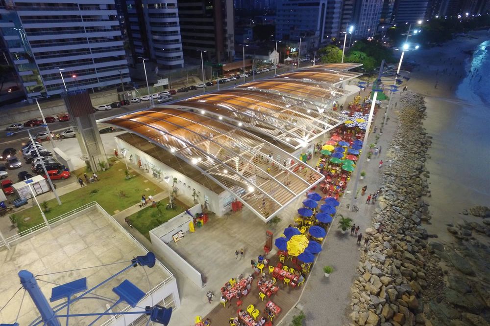 巴西弗塔雷萨鱼市场改造，现代风格与海洋美景完美融合