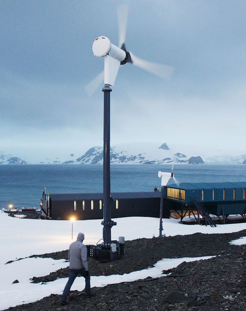 Comandante Ferraz Antarctic Station / Studio 41