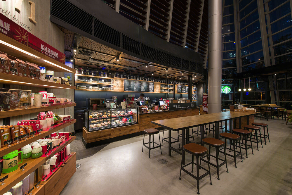 上海新天地辛巴克咖啡店设计亮点