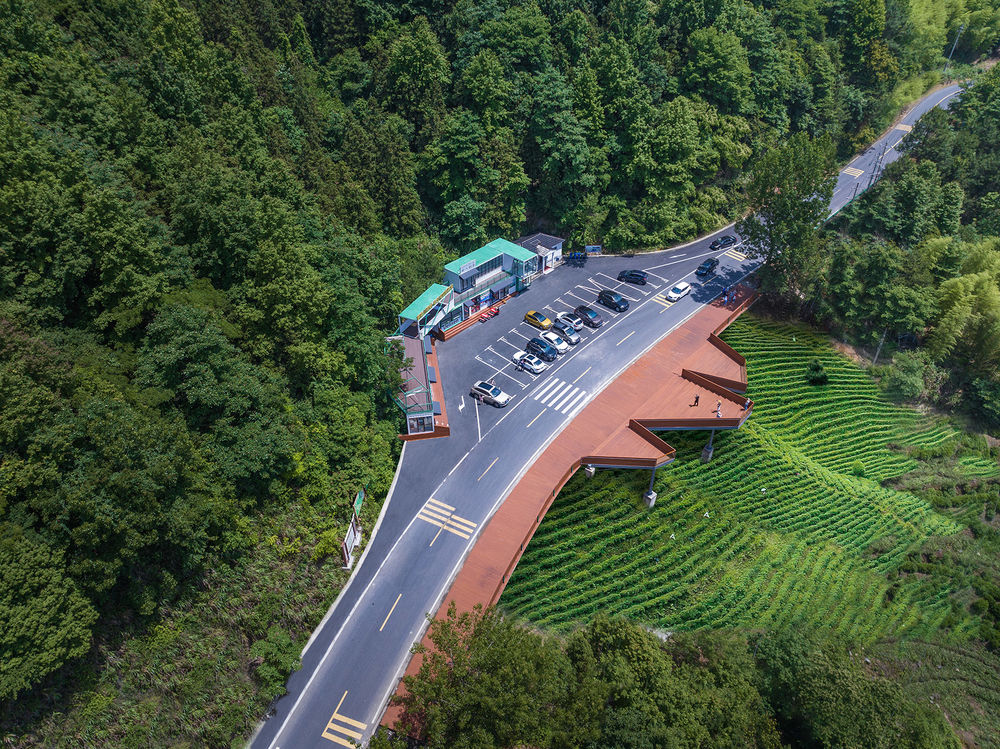 皖南川藏线青龙湾观湖驿站，安徽宁国 / MEDG现工设计