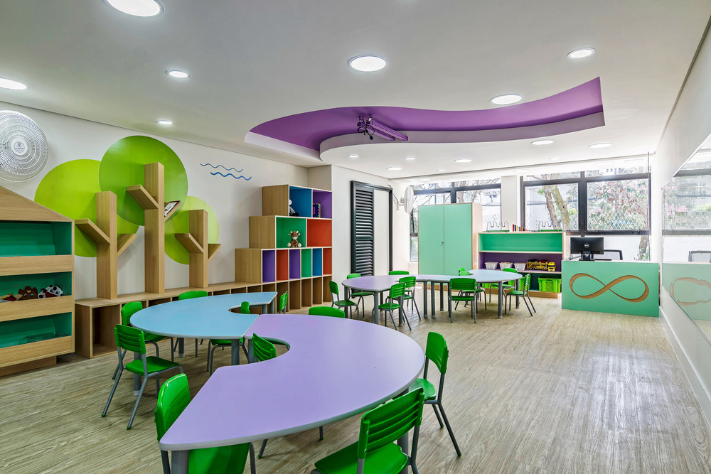 巴西幼儿园 STUDIO DLUX 设计，旧厂房变现代游乐空间