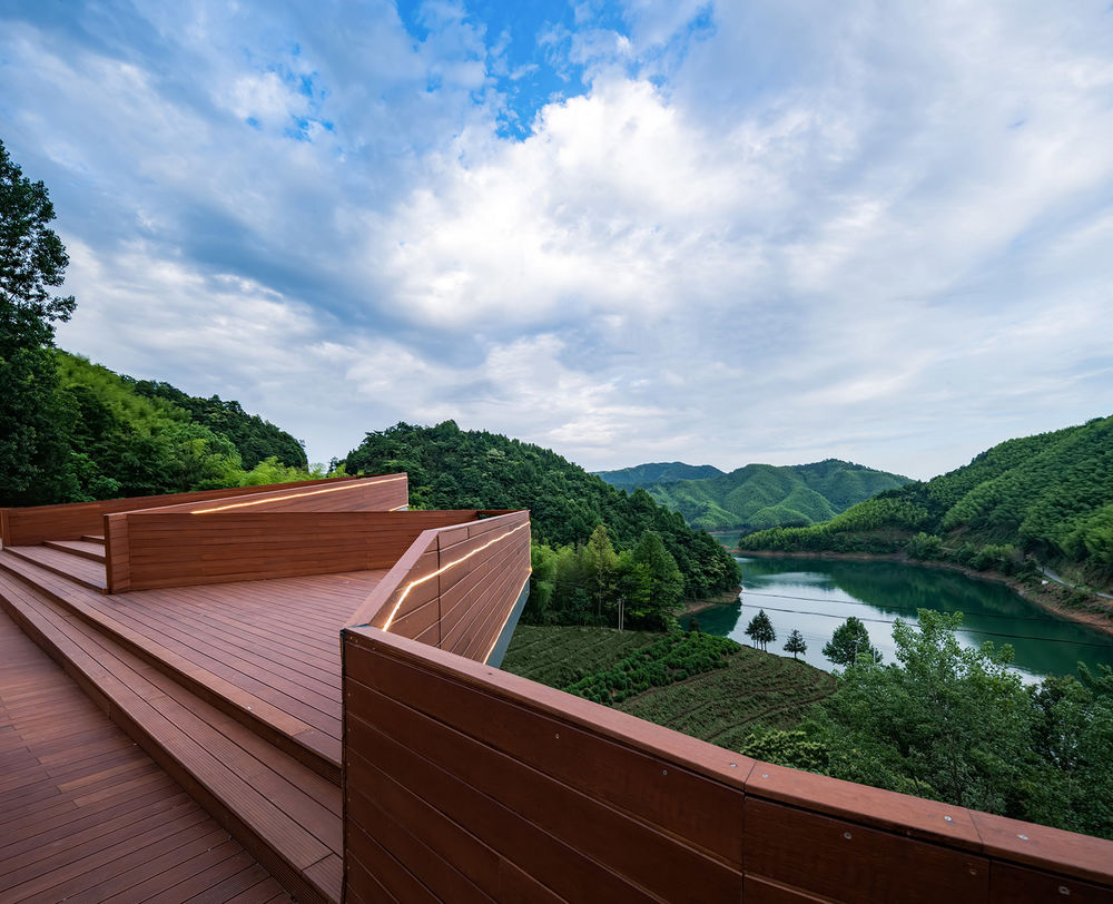 皖南川藏线青龙湾观湖驿站，安徽宁国 / MEDG现工设计