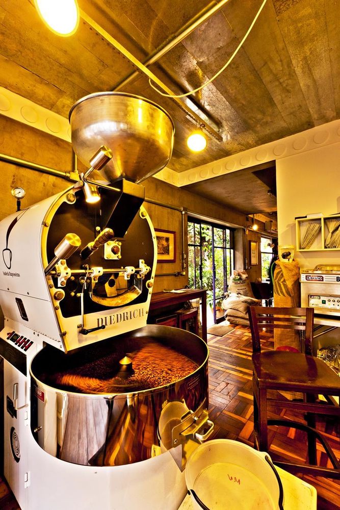 巴西 Vila Madalena 的 Coffee Lab 咖啡厅，交互式设计与可持续性的完美结合