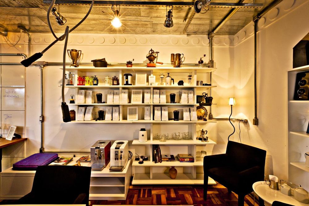 巴西 Vila Madalena 的 Coffee Lab 咖啡厅，交互式设计与可持续性的完美结合