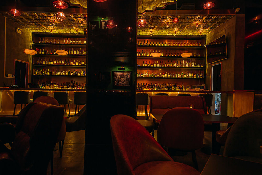 Slogan酒吧，青岛 / TAO studio