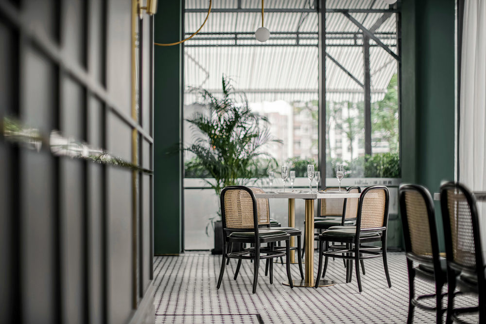 HILLSIDE坡上厨房餐厅，重庆 / Geemo Design