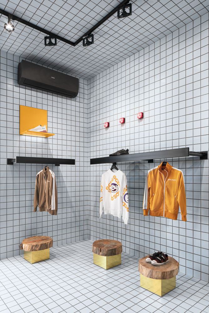 意大利 | BLESSING | CASTELLAMMARE DI STABIA | 服装店 | 2021 | CARMINE ABATE