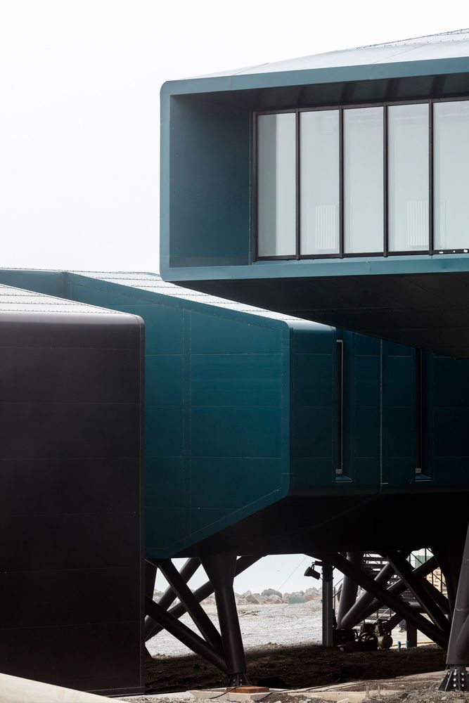 Comandante Ferraz Antarctic Station / Studio 41