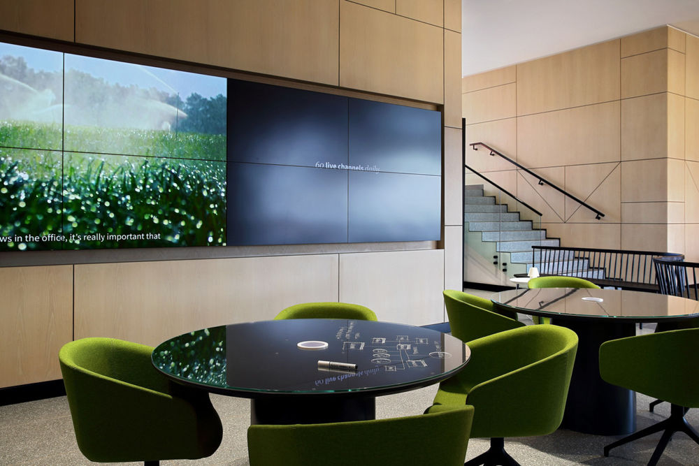 南非 Dimension Data 办公室 | 多媒体展示与休闲互动的完美结合