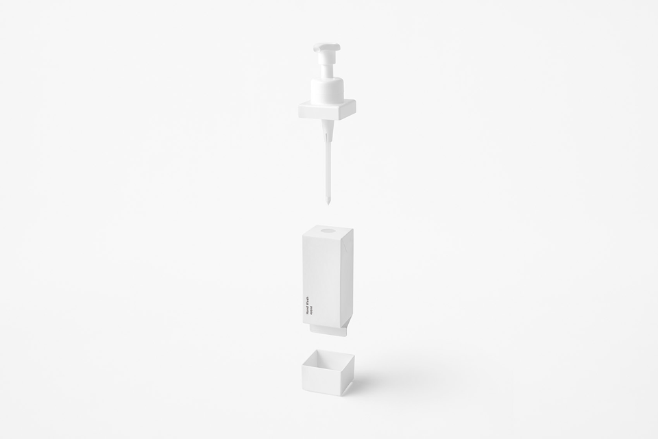 nendo 设计可多次填装洗手液、洗发水和沐浴露的环保补充容器