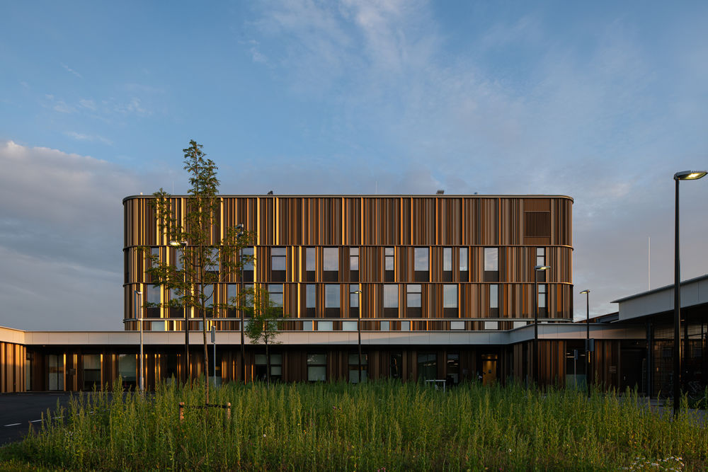 Isala Meppel Hospital / Vakwerk Architecten