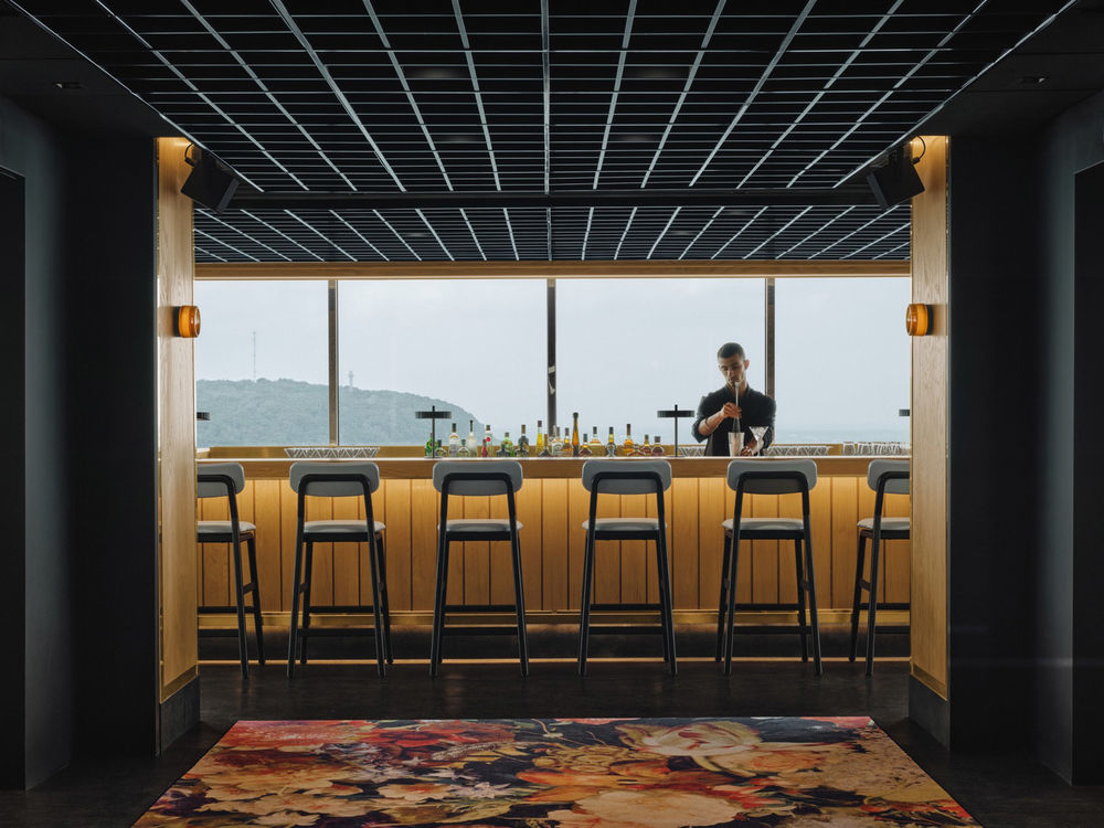 Hiatus餐厅，蒙特利尔 / Sid Lee Architecture