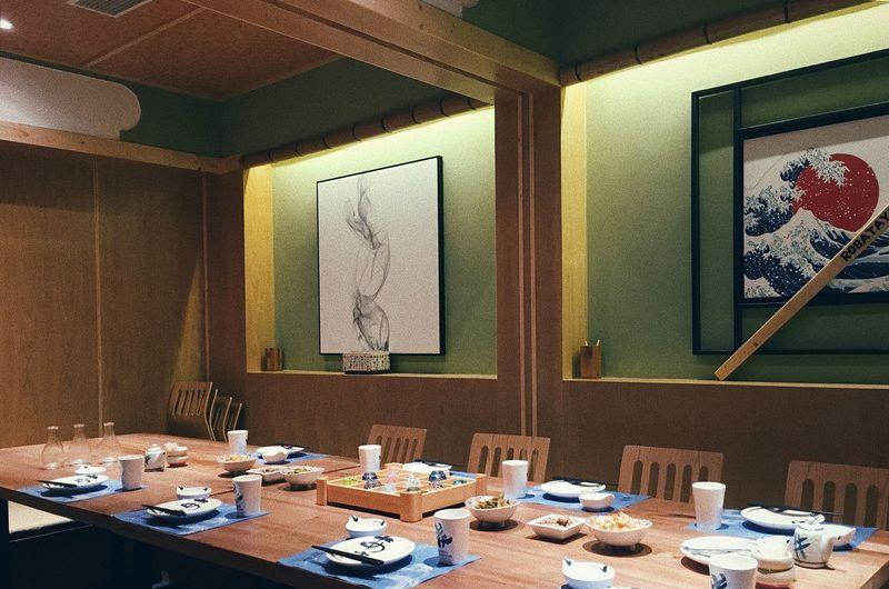 明堂炉端烧容桂店——现代日式风格的人与自然融合
