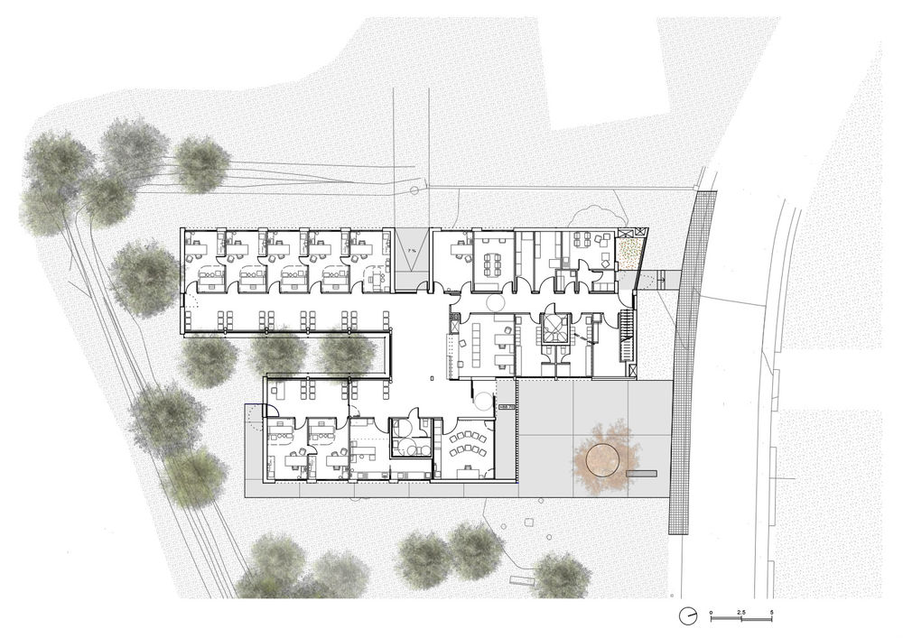 Riells i Viabrea Health Center / Comas-Pont arquitectes