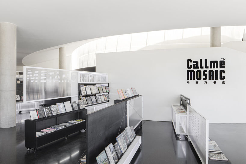 上海 Mosaic Bookshop 快闪店 | 融合城市双面特色的书店设计