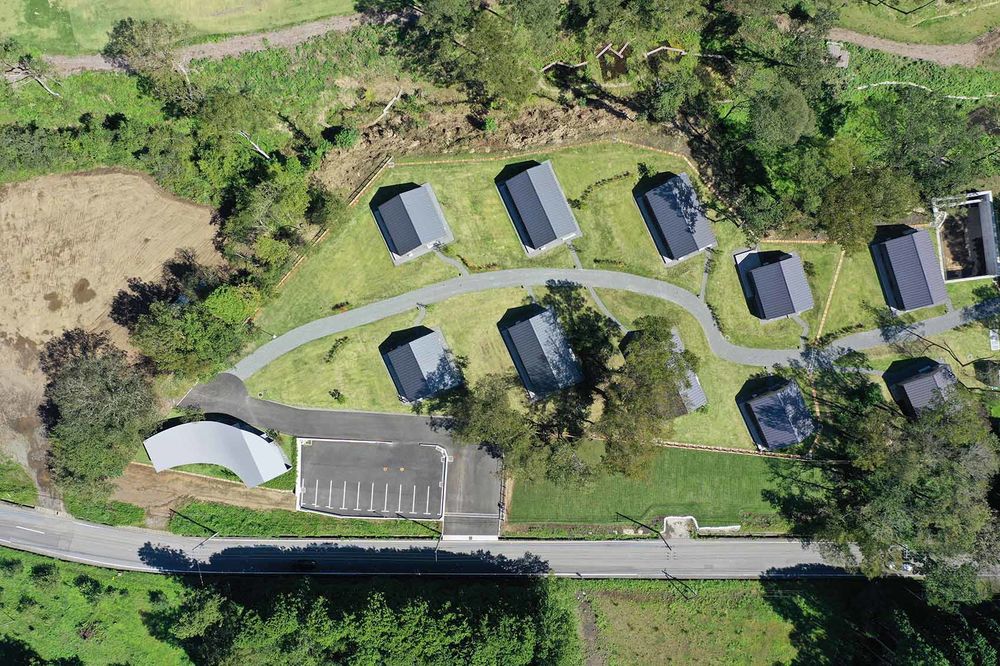 山脊接待站，日本 / Takashige Yamashita Office