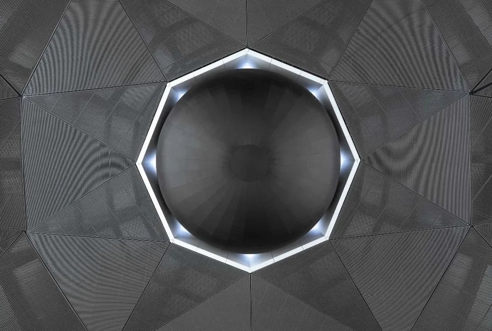 2021 十大艺术装置 | 自然与社会问题的独特诠释
