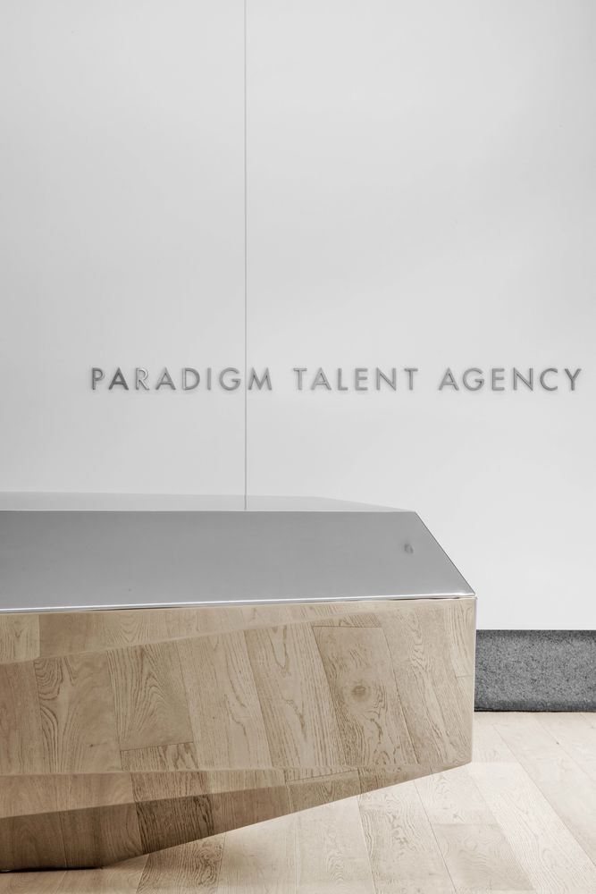 "洛杉矶 Paradigm 总部 | 现代办公空间的垂直交流设计"