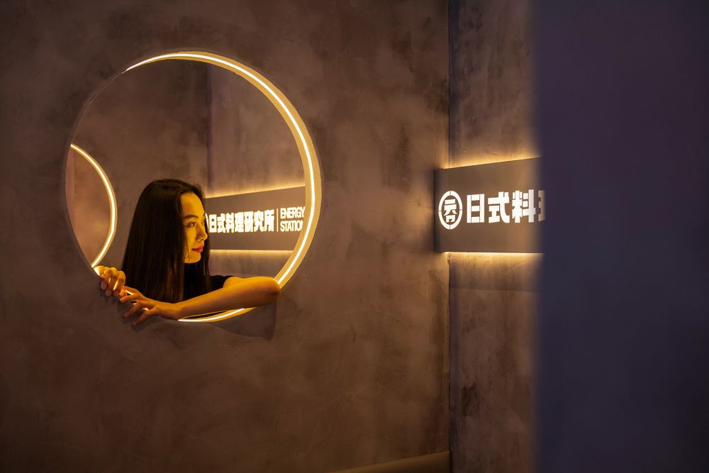 HMZ几何共社丨吞· 元氣食堂 / 宇宙英雄 守护之盾