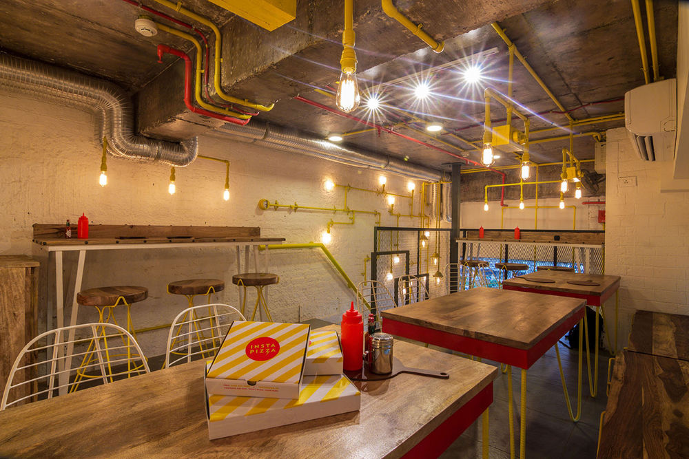 印度 Instapizza 店工业风设计，展现青年活力