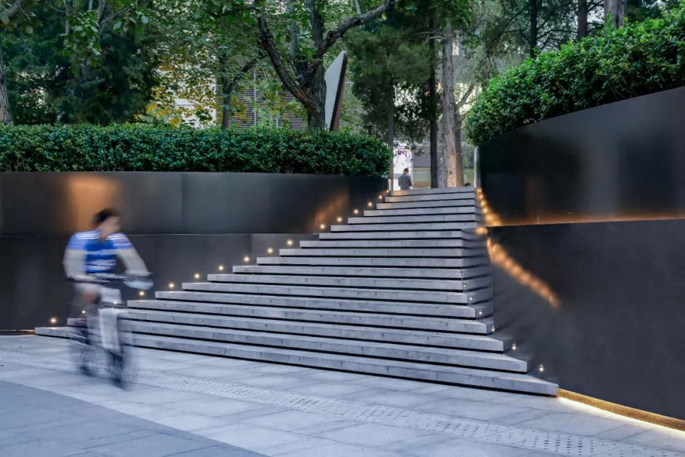 UMS里表都会丨北京朝阳区三元桥里巷InStreet 景观设计 丨中国北京