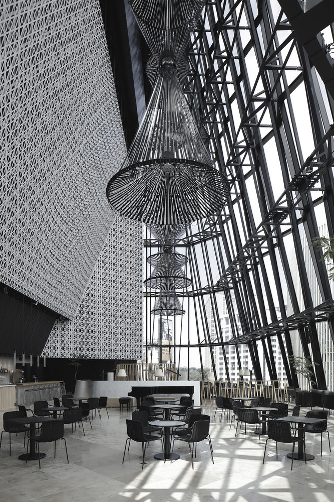 东京银座 Tokyu Ginza Plaza 融合传统与现代的购物商场设计