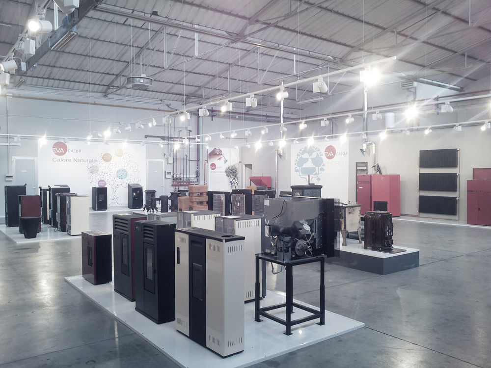 工业风 Eva Calor 展示厅，现代与高效并重