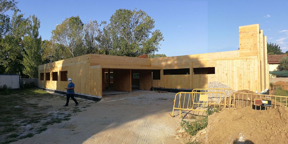 Riells i Viabrea Health Center / Comas-Pont arquitectes