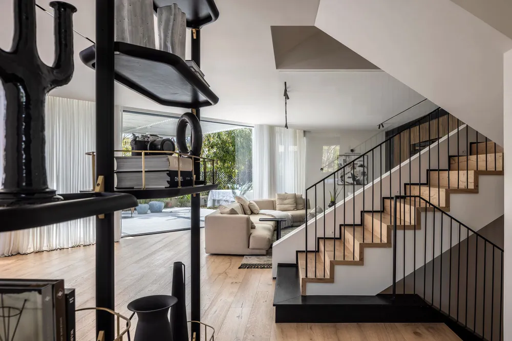 Aesthetic Harmony Residence