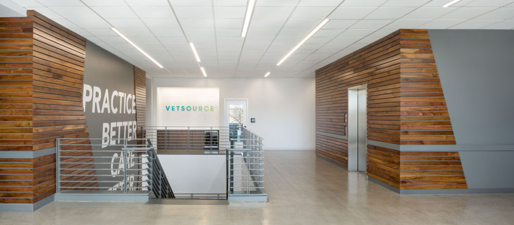 波特兰 Vetsource 办公室-- 充满活力的专业宠物药企空间